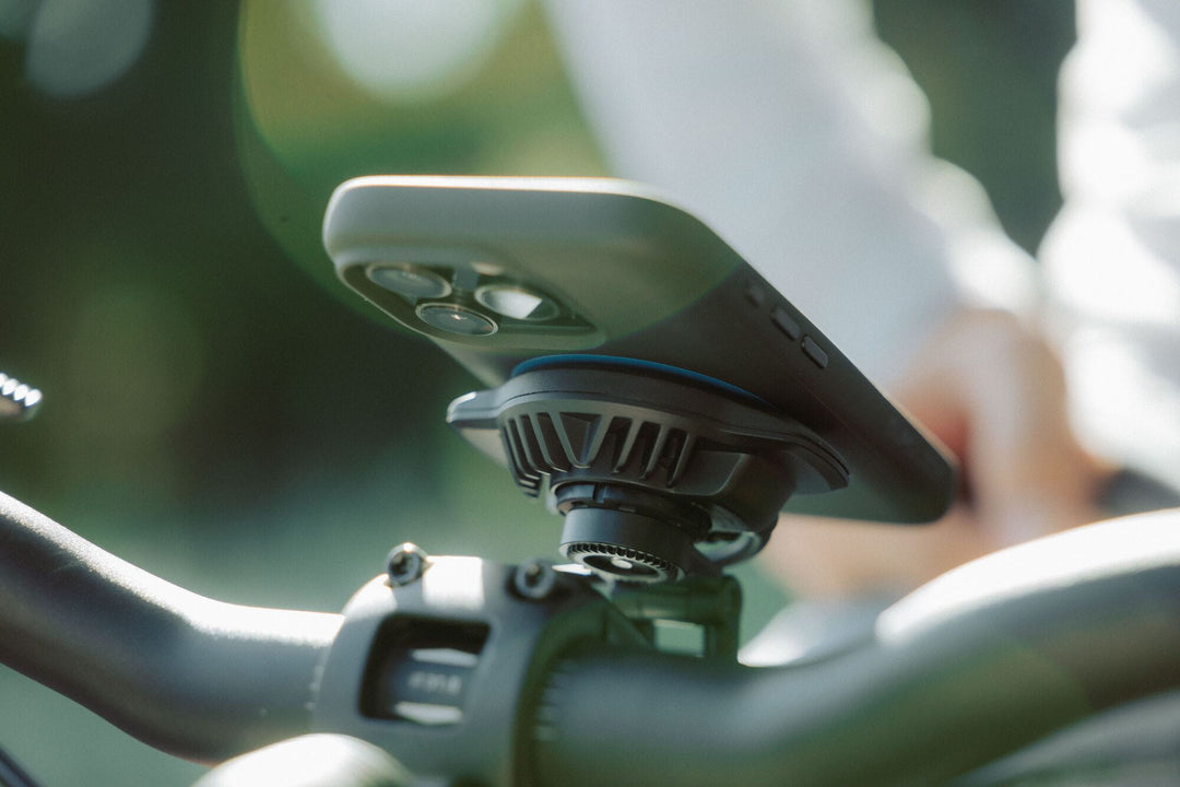 Quad Lock Waterproof Wireless Charging Head