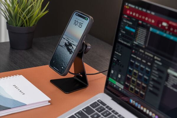 Quad Lock Desk Mount V2