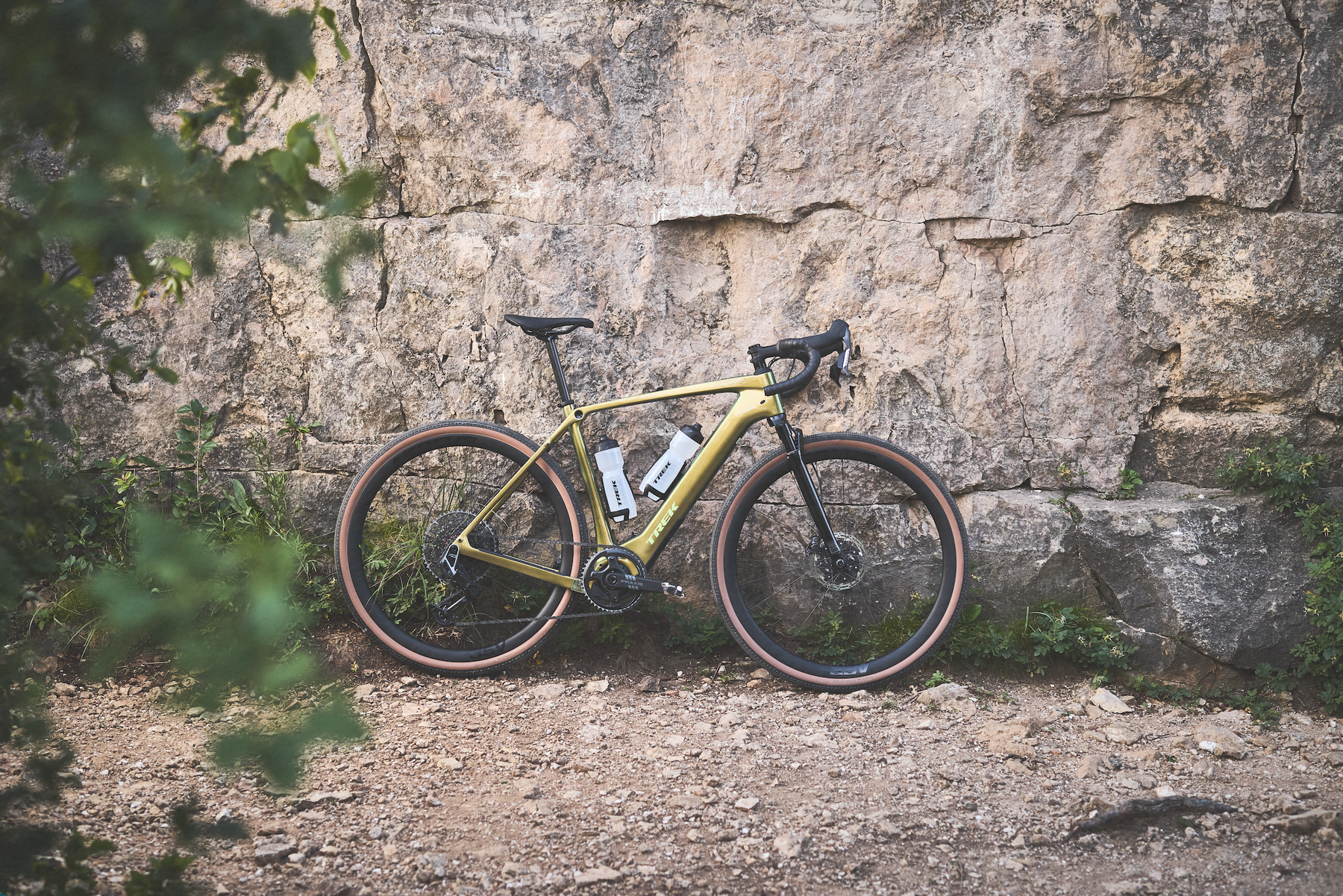 Trek Checkpoint+