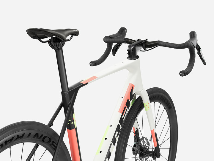 Trek Domane SL 6 AXS 2027 — All Ride Now