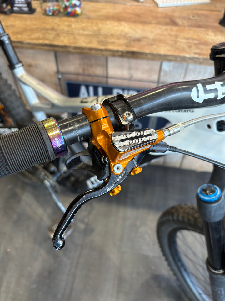 Approved Used Cannondale Jekyll Carbon 2020 (Ex Team Bike)