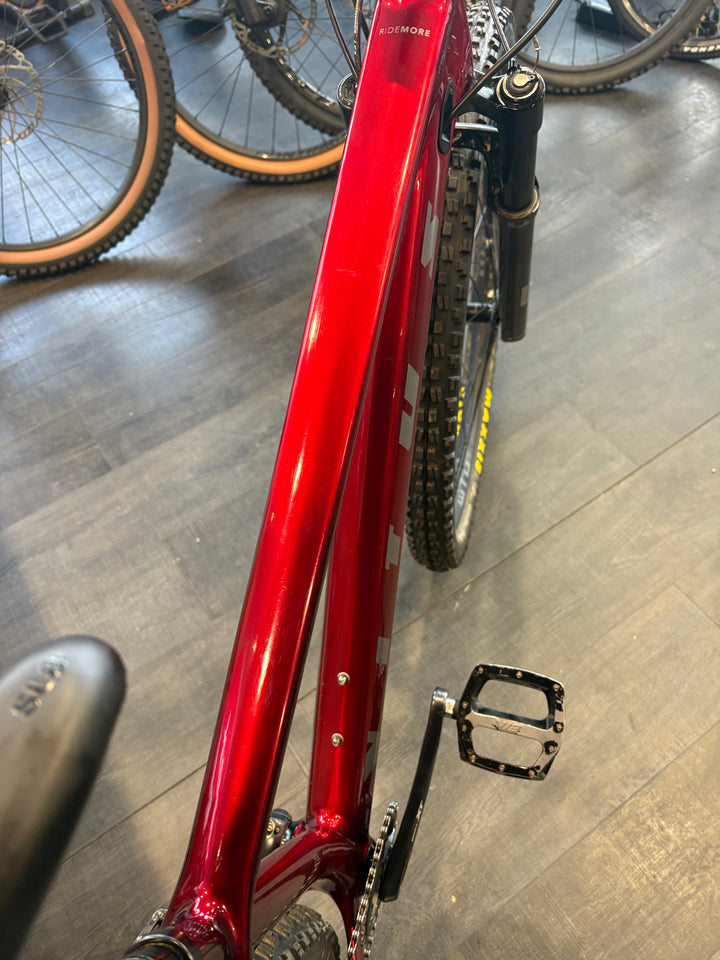 Vitus Rapide 29 CRX top tube