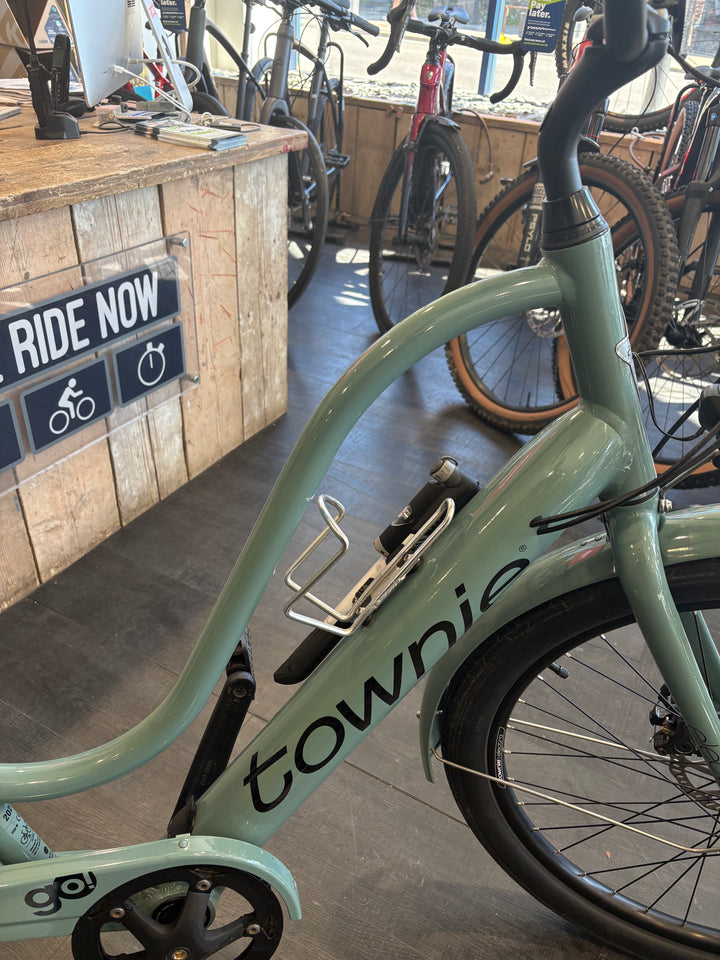 Approved Used Electra Townie Go! step Thru 2024