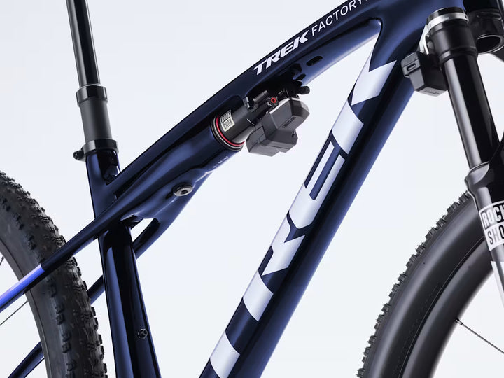 Trek Supercaliber SLR 9.8 X0 Flight Attendant Gen 2 2026