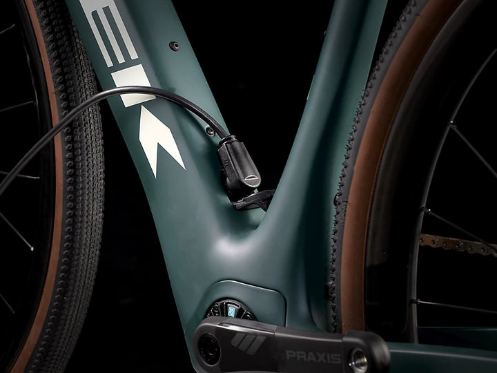 Trek Domane + SLR 7 2025